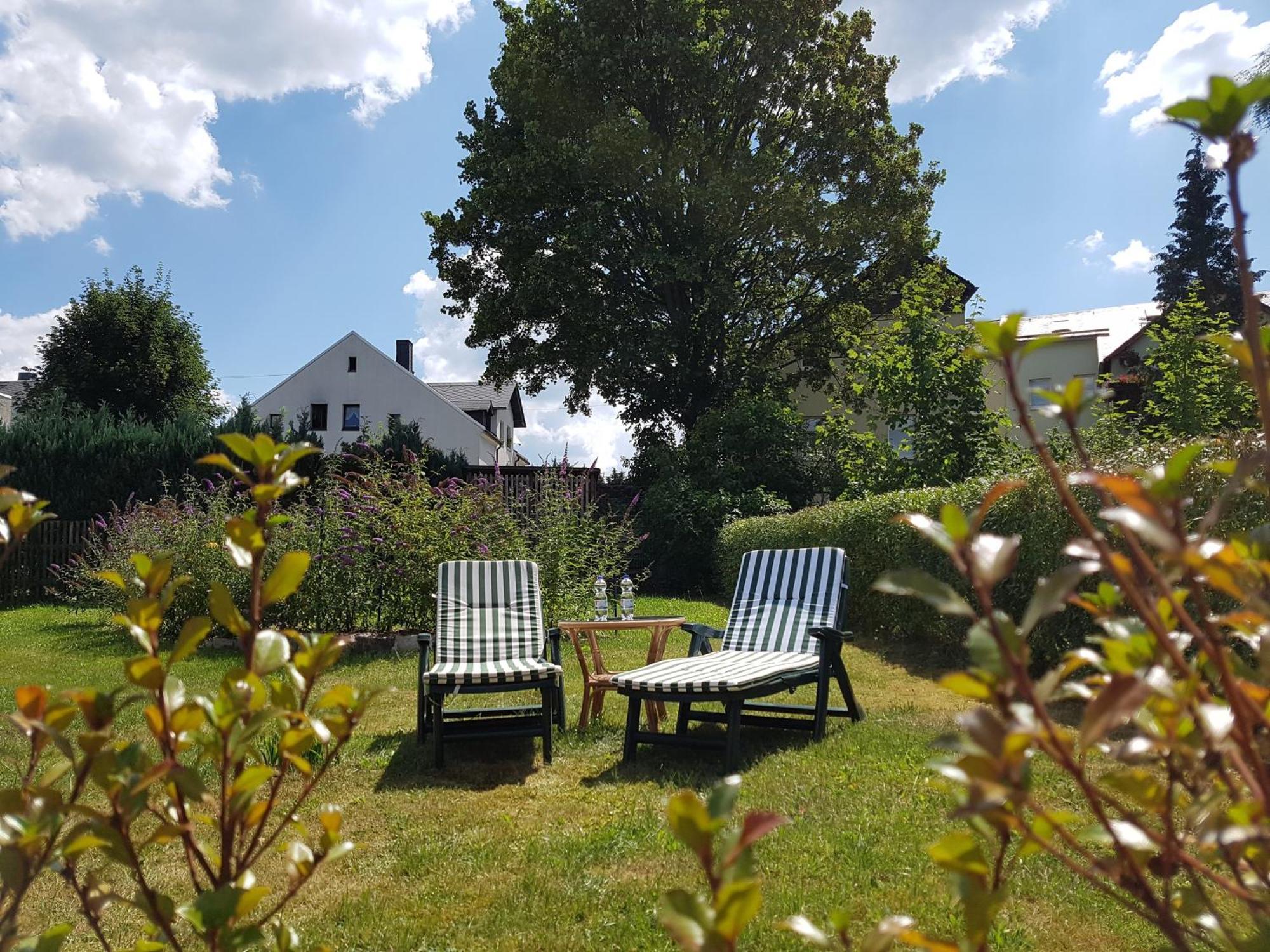 Gemuetliche Ferienwohnung Im Schoenen Erzgebirge - Wohnung Fruehling Eibenstock Extérieur photo